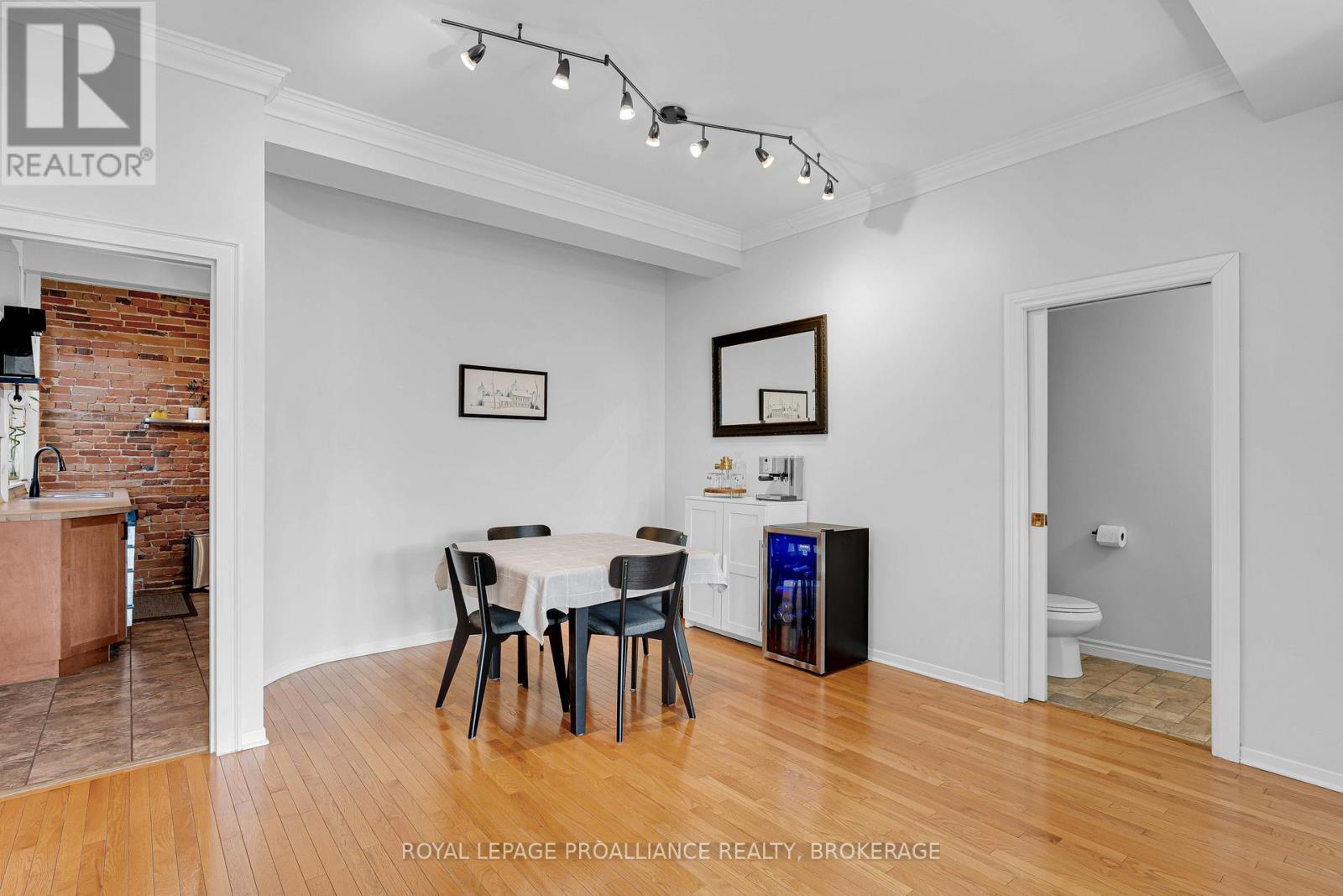 2 - 41 William Street, Kingston, Ontario  K7L 2C3 - Photo 11 - X12798696