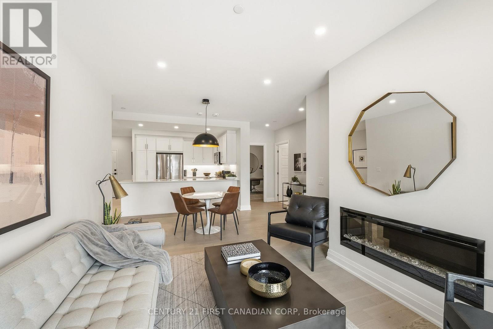 Photo 15 of 30 for 106 - 1975 Fountain Grass Drive