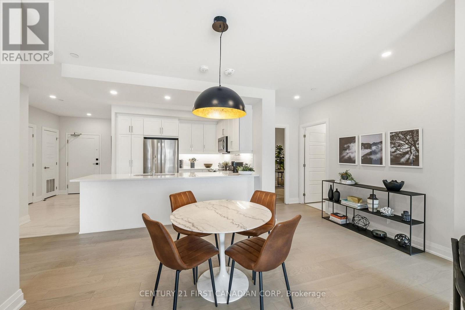 Photo 16 of 30 for 106 - 1975 Fountain Grass Drive