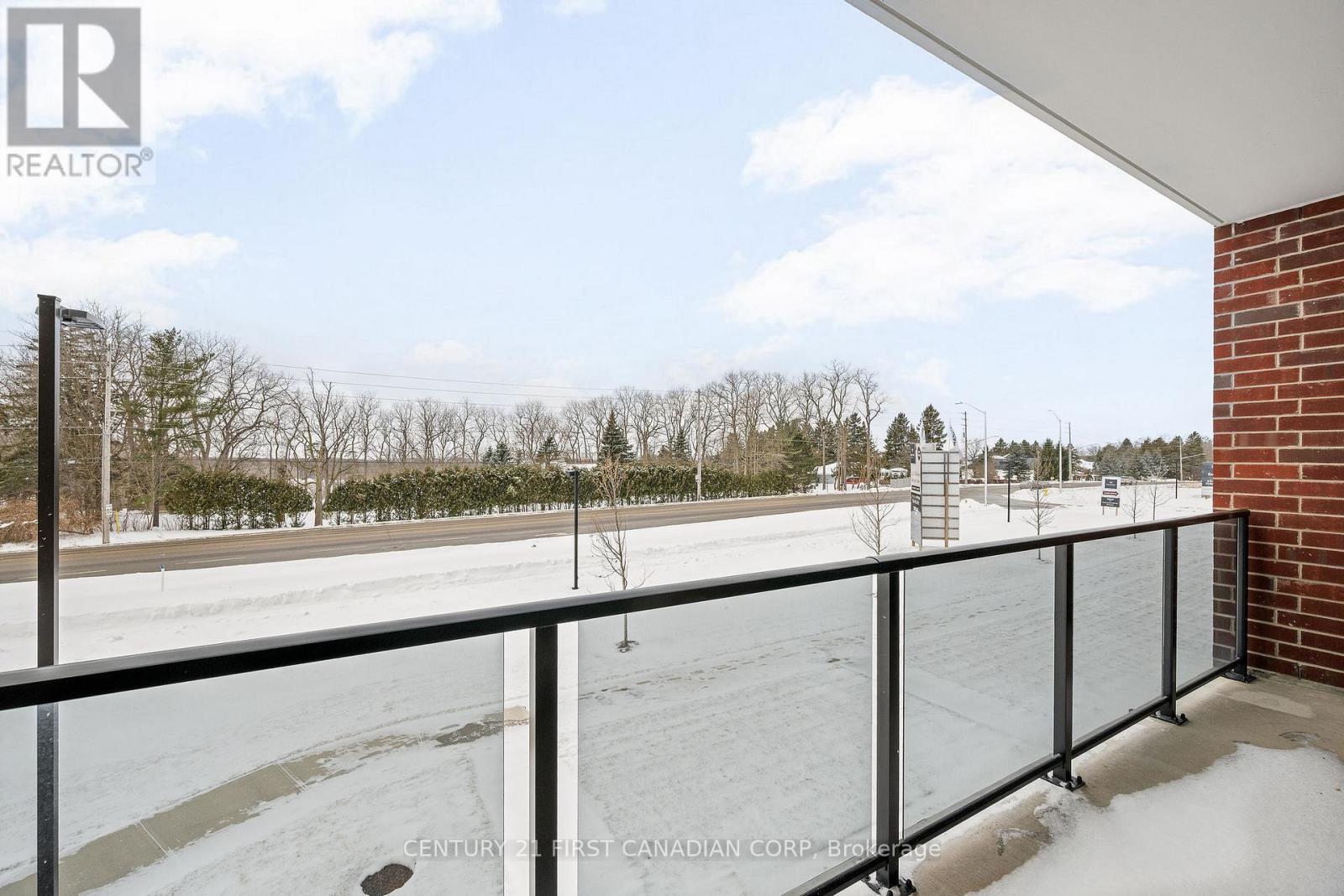 Photo 17 of 30 for 106 - 1975 Fountain Grass Drive