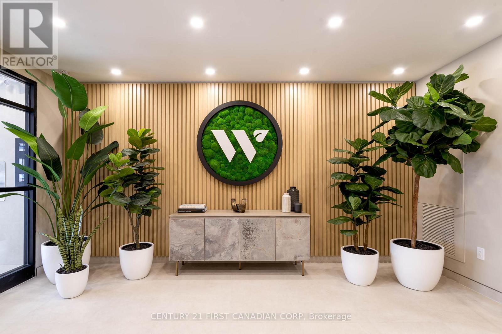 Photo 18 of 30 for 106 - 1975 Fountain Grass Drive