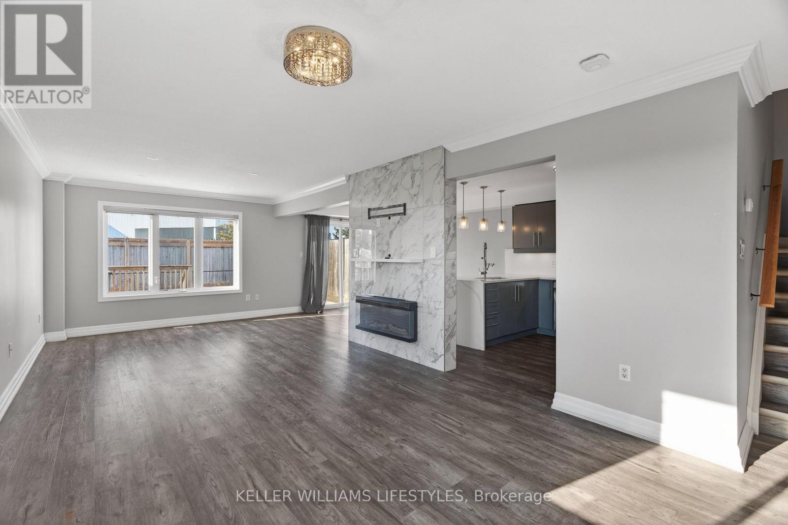 Upper - 1608 Evans Boulevard, London South, Ontario  N6M 0A9 - Photo 3 - X12798654