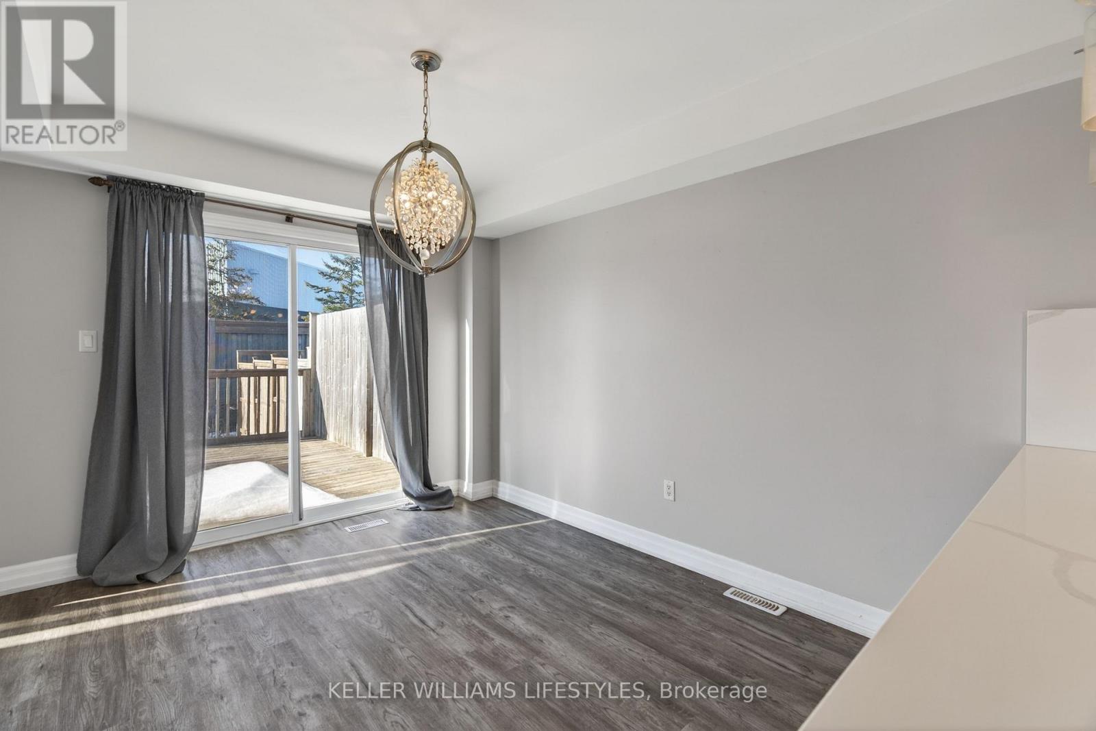 Upper - 1608 Evans Boulevard, London South, Ontario  N6M 0A9 - Photo 7 - X12798654