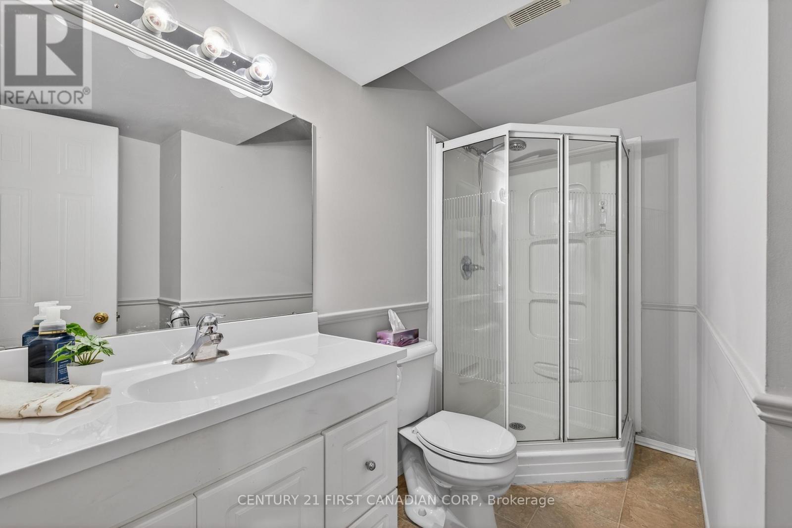 Photo 28 of 37 for 9 - 861 Shelborne Street