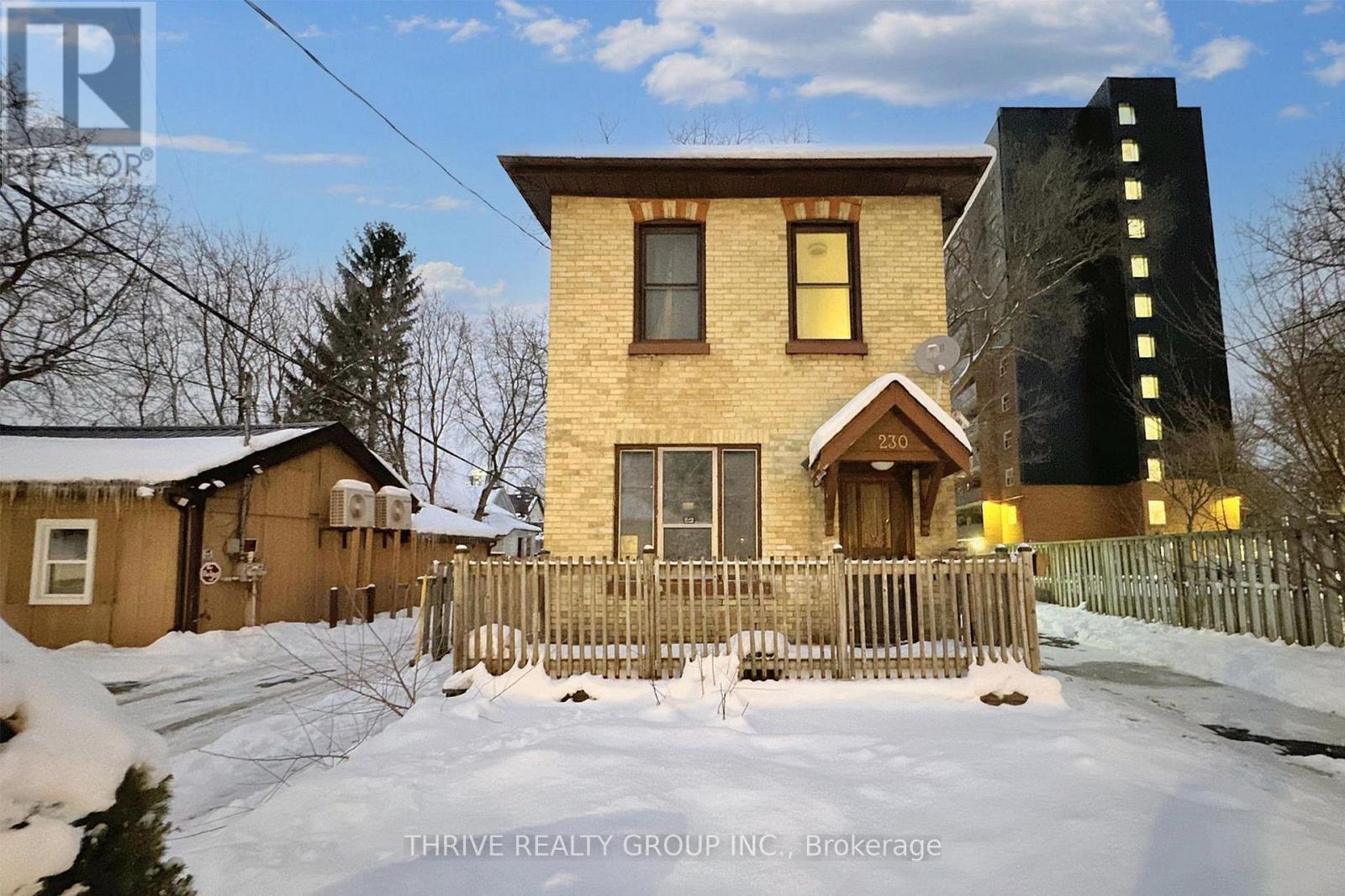 UPPER - 230 GREY STREET, London East, Ontario