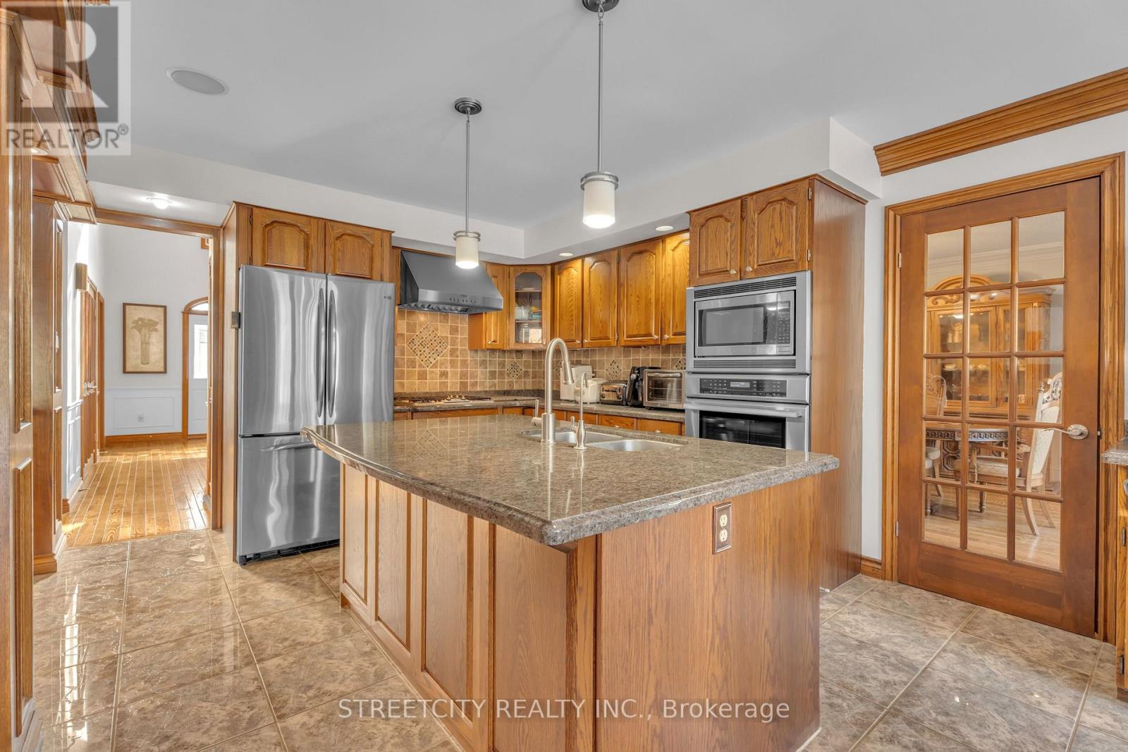 36 Ravenglass Crescent, London North, Ontario  N6G 4K1 - Photo 15 - X12798708