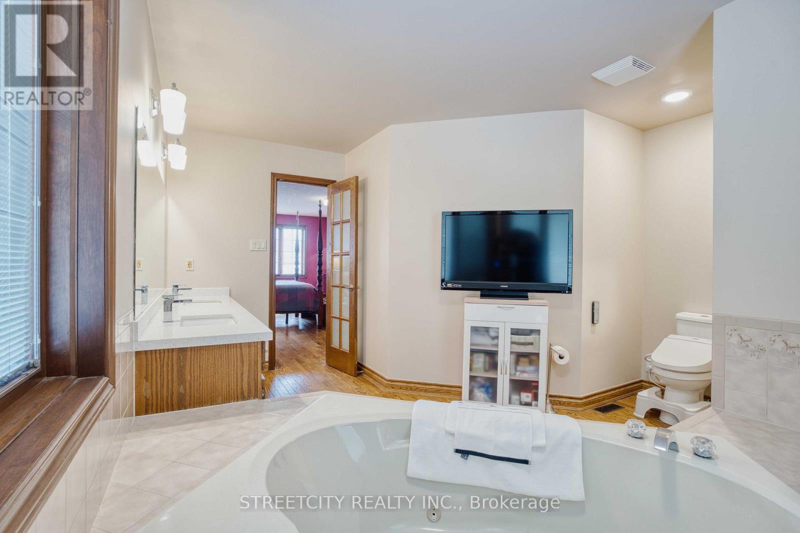 36 Ravenglass Crescent, London North, Ontario  N6G 4K1 - Photo 30 - X12798708