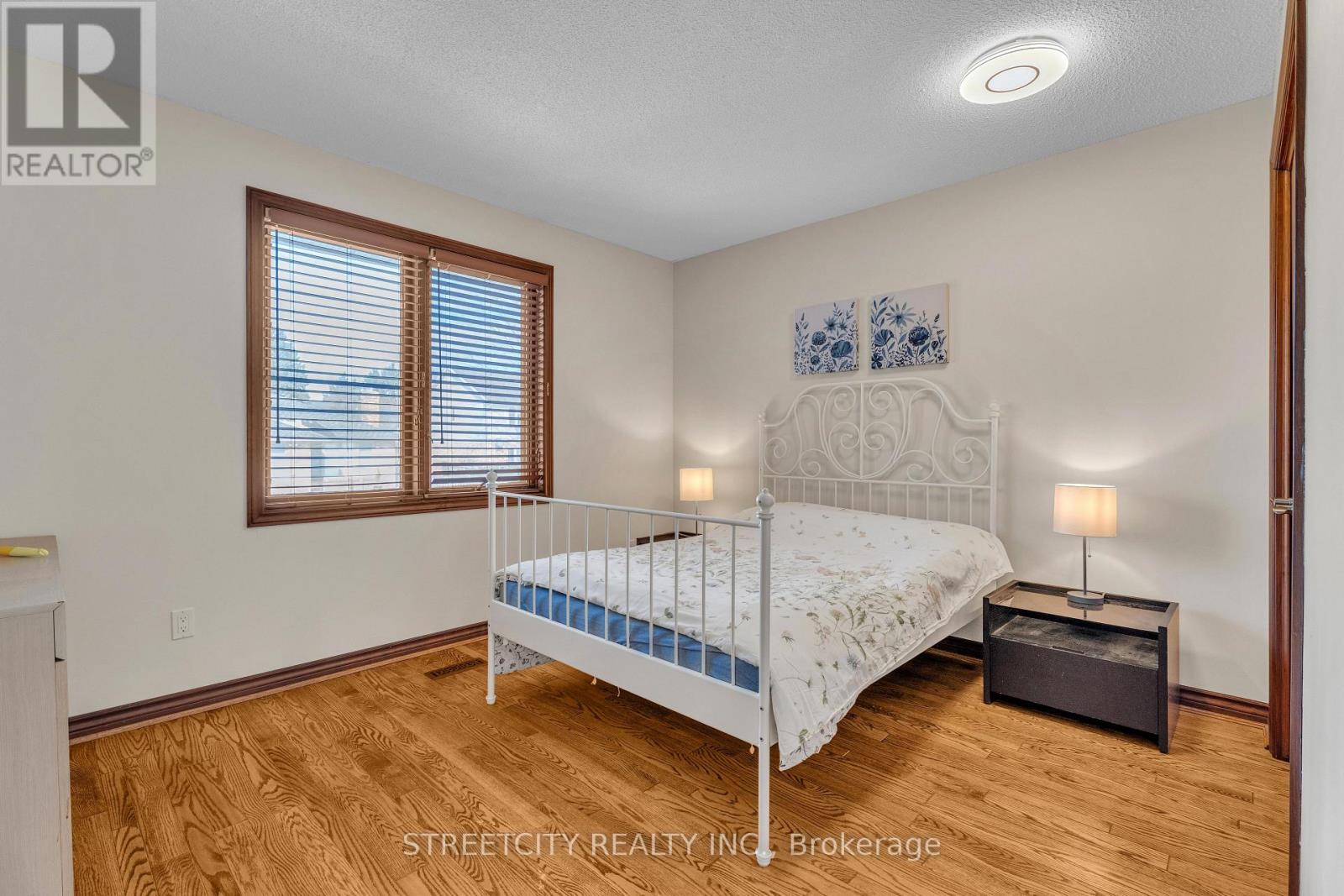 36 Ravenglass Crescent, London North, Ontario  N6G 4K1 - Photo 31 - X12798708