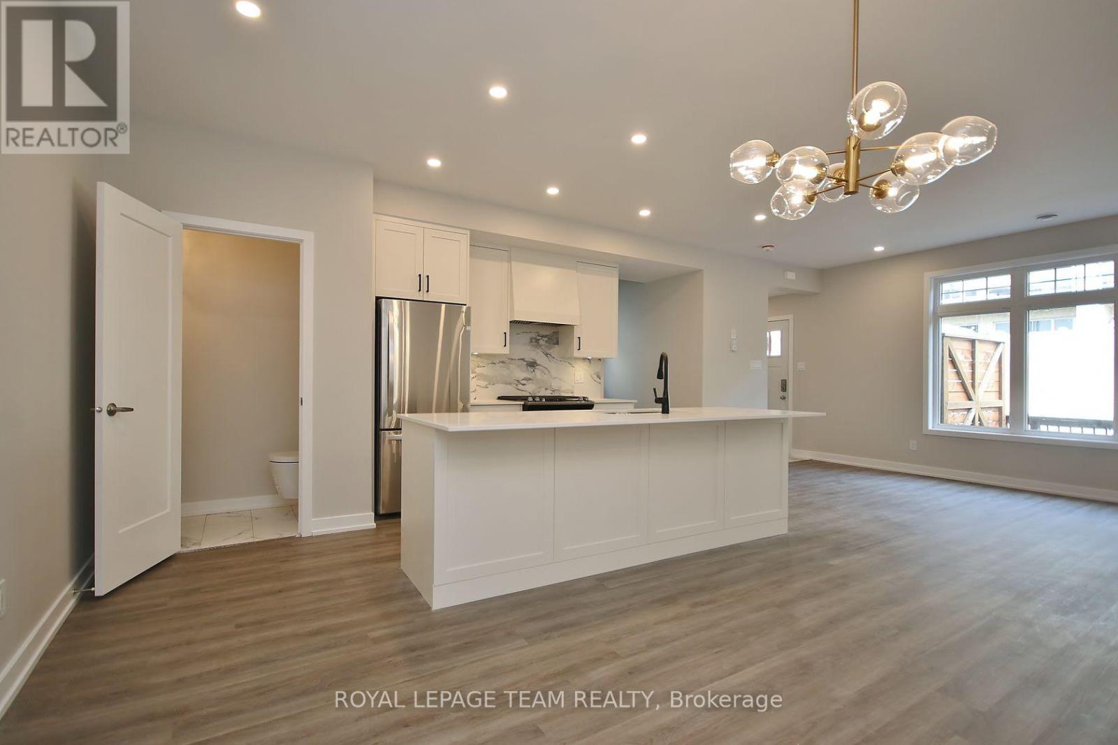 D - 304 Lanark Avenue, Ottawa, Ontario  K1Z 6R5 - Photo 17 - X12798566