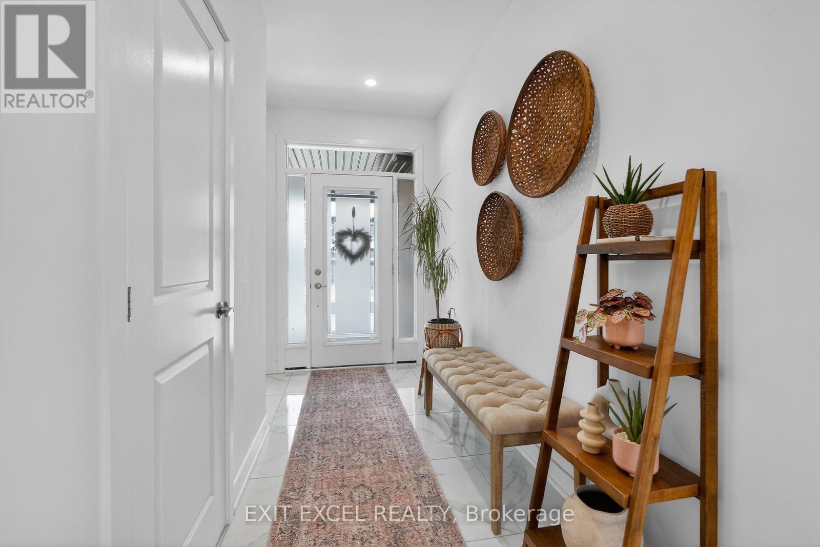 240 Zinnia Way, Ottawa, Ontario  K4M 0K8 - Photo 2 - X12798714