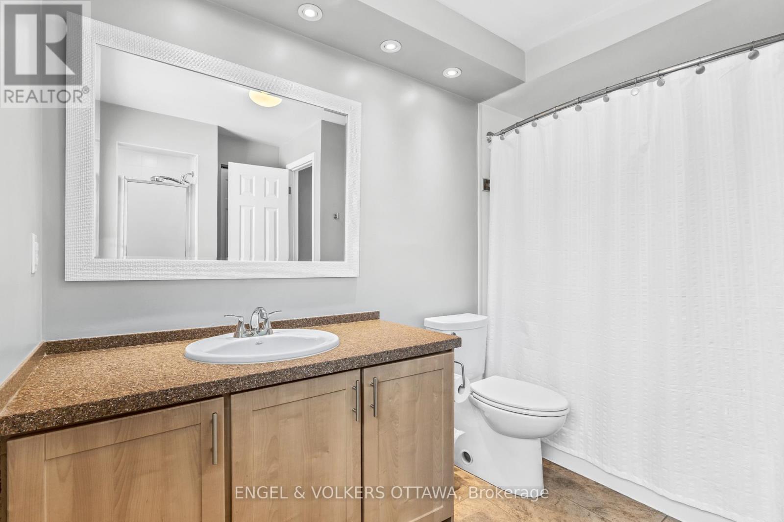 29 Valley Ridge Street, Ottawa, Ontario  K2E 7W3 - Photo 30 - X12798782