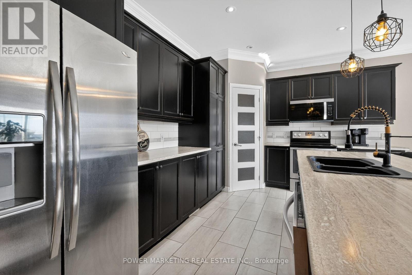 483 Ruby Street, Clarence-Rockland, Ontario  K4K 0H5 - Photo 13 - X12798800