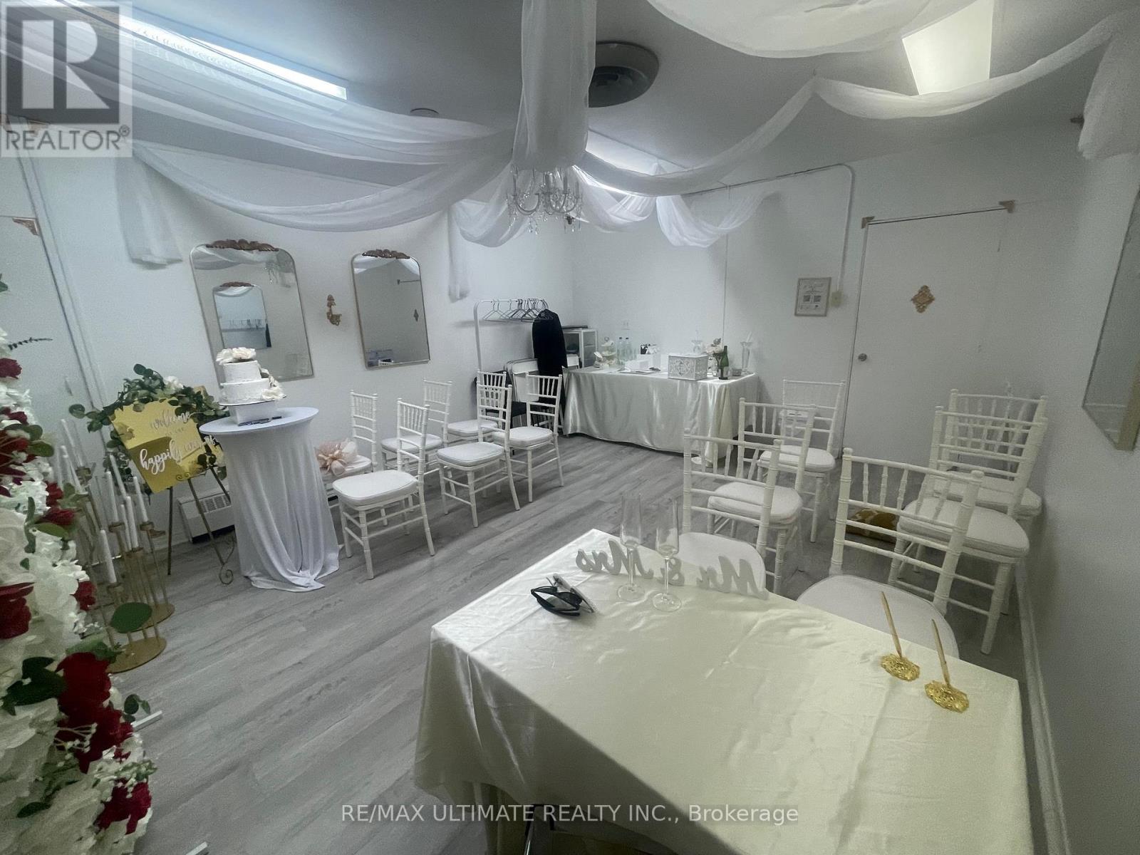 203 - 1268 St Clair Avenue W, Toronto, Ontario  M6E 1B9 - Photo 7 - W12798342