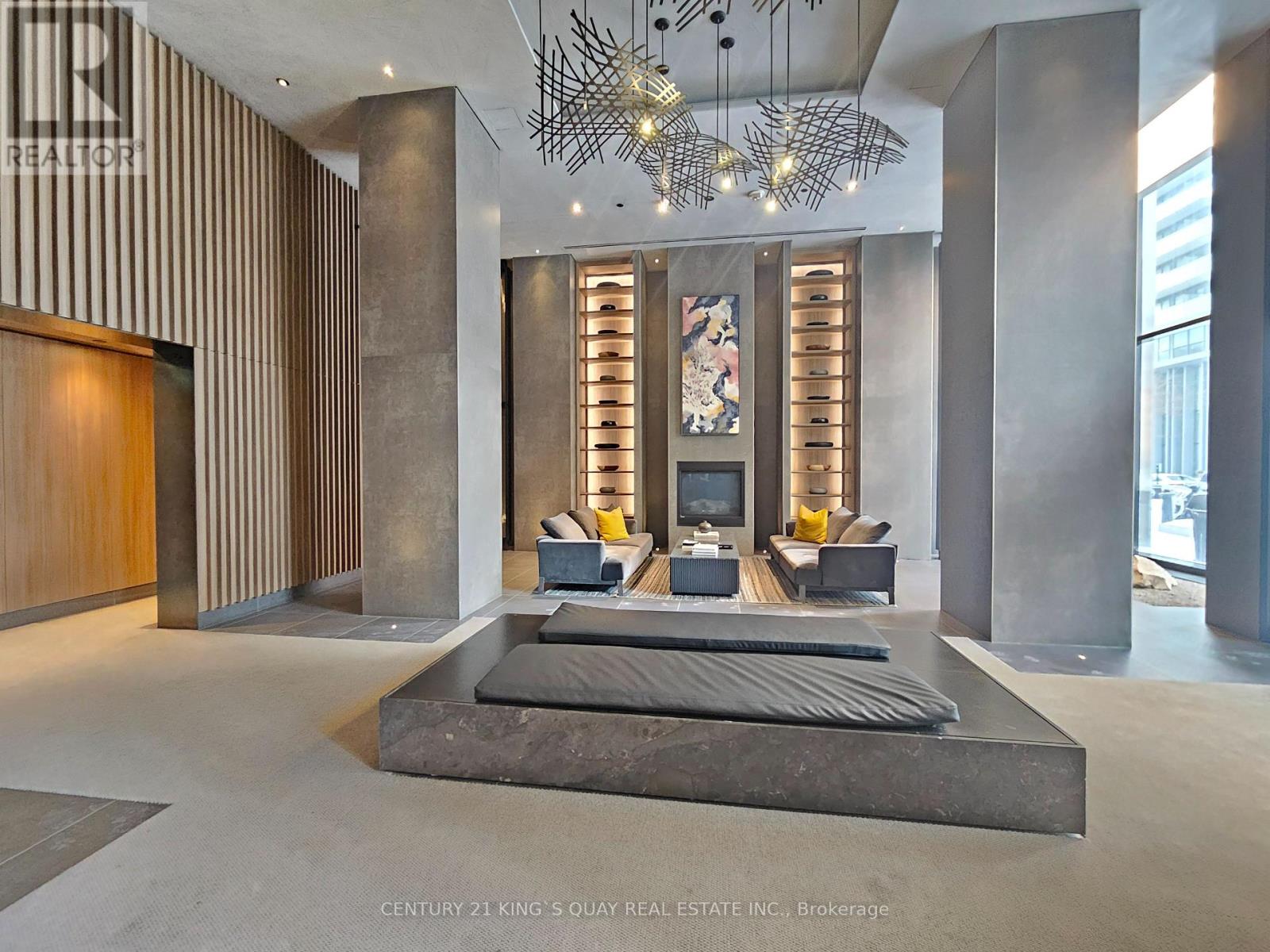 1612 - 55 Charles Street E, Toronto, Ontario  M4Y 0J1 - Photo 3 - C12798652