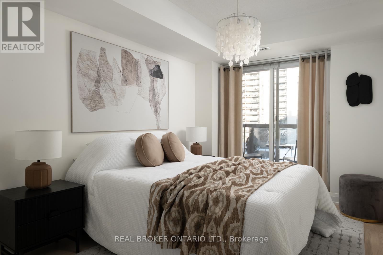 704 - 900 Mount Pleasant Road, Toronto, Ontario  M4P 3J9 - Photo 14 - C12798678