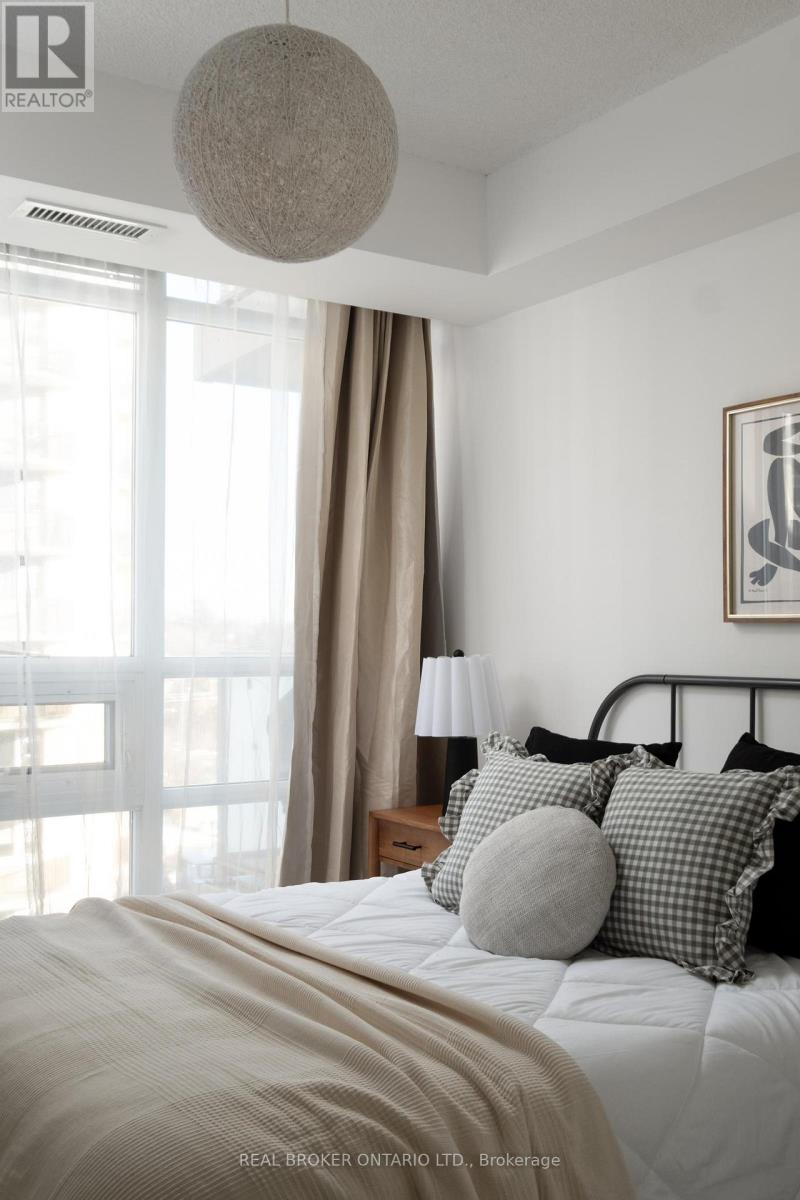 704 - 900 Mount Pleasant Road, Toronto, Ontario  M4P 3J9 - Photo 19 - C12798678