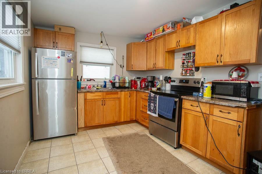 129 Peel Street, Brantford, Ontario  N3S 5M6 - Photo 6 - 40794313