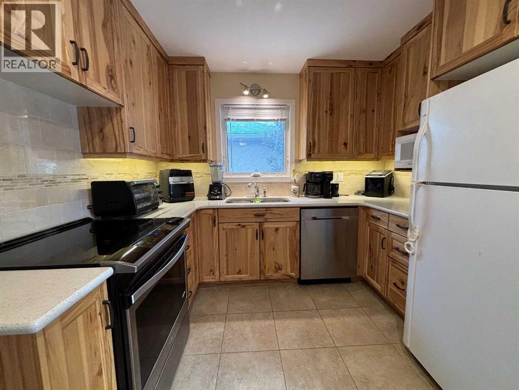 2407 5 Avenue N, Lethbridge, Alberta  T1H 0N8 - Photo 5 - A2280362