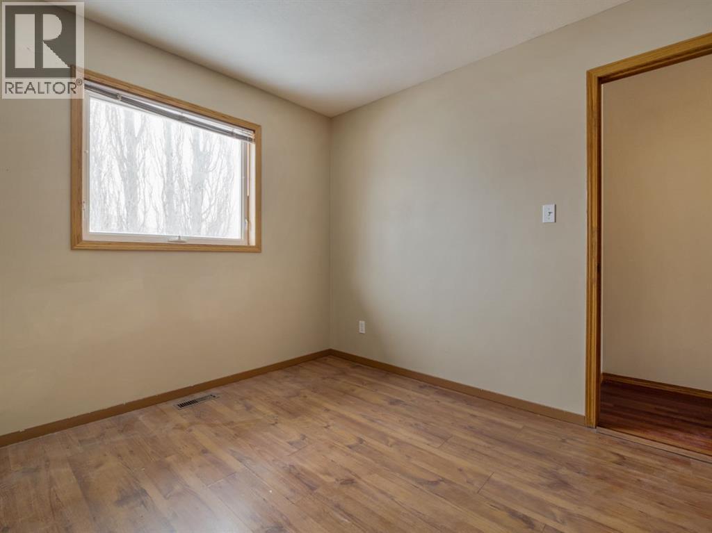 22 Assiniboia Road W, Lethbridge, Alberta  T1K 6Z1 - Photo 22 - A2287156