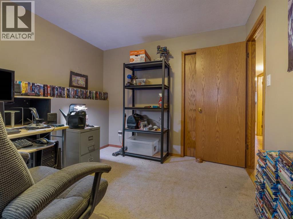 22 Assiniboia Road W, Lethbridge, Alberta  T1K 6Z1 - Photo 27 - A2287156