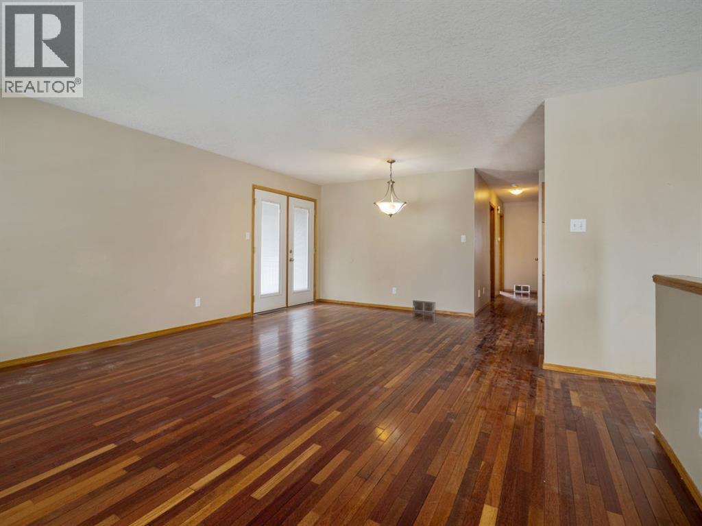 22 Assiniboia Road W, Lethbridge, Alberta  T1K 6Z1 - Photo 6 - A2287156