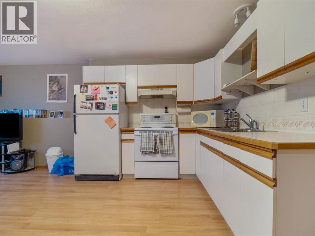 22 Assiniboia Road W, Lethbridge, Alberta  T1K 6Z1 - Photo 33 - A2287156