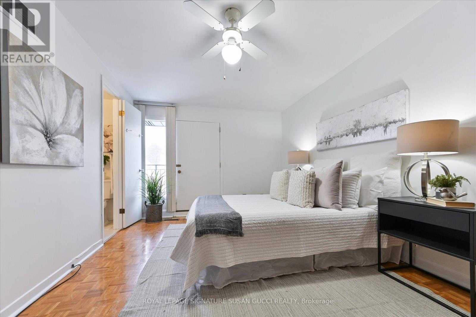 1042 Victoria Park Avenue, Toronto, Ontario  M4B 2K1 - Photo 21 - E12798600