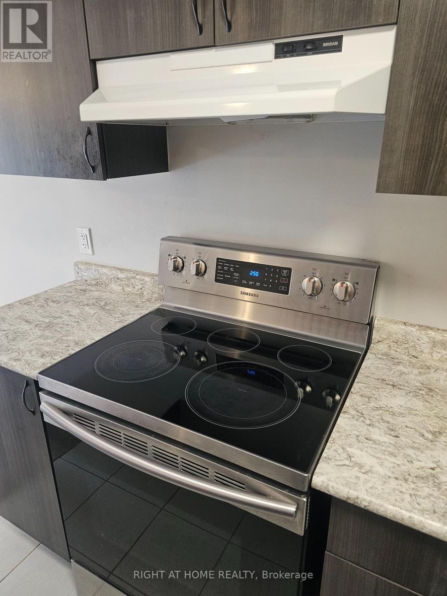 75 - 2500 Hill Rise Court, Oshawa, Ontario  L1L 0M6 - Photo 5 - E12798758