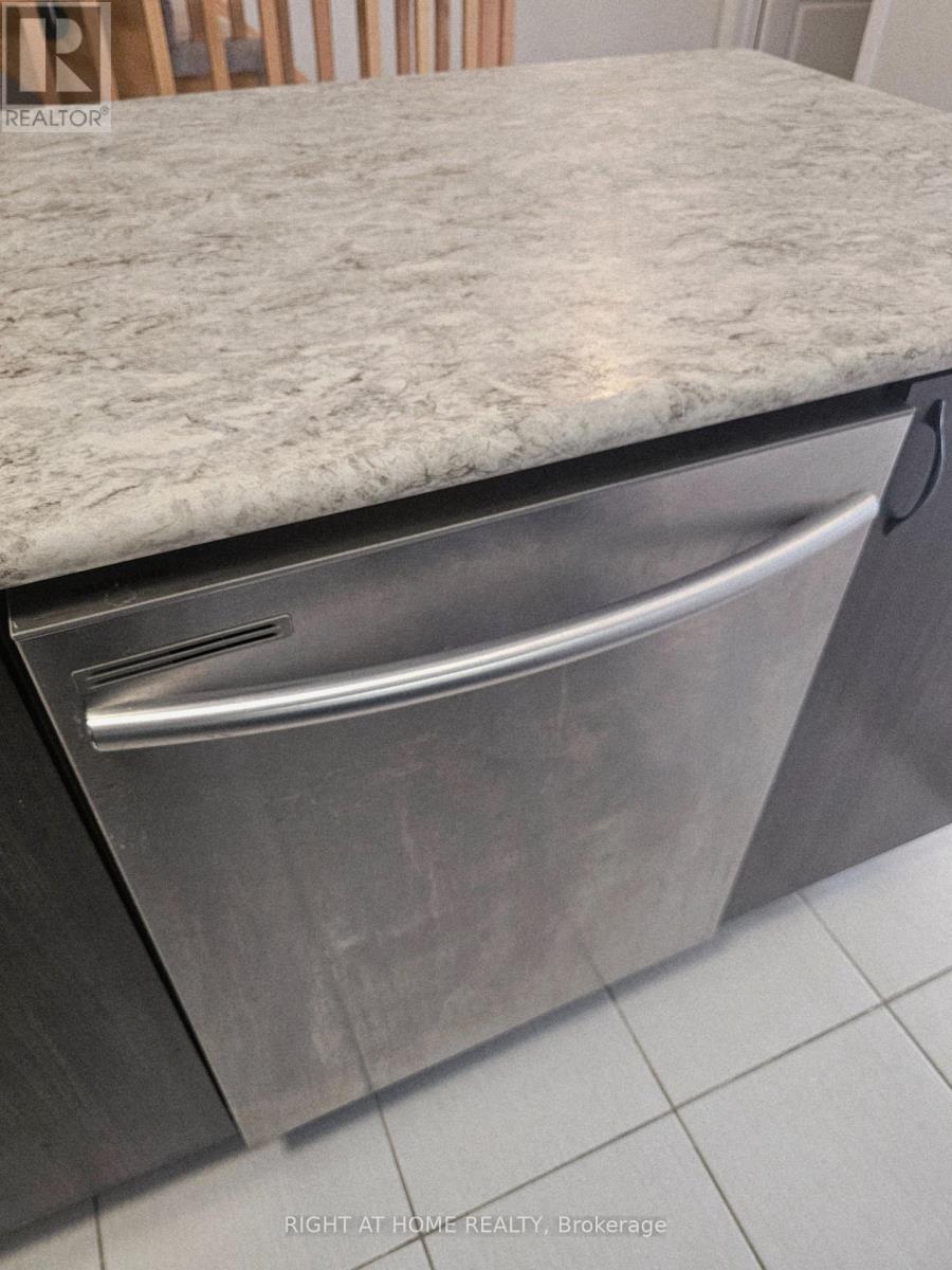 75 - 2500 Hill Rise Court, Oshawa, Ontario  L1L 0M6 - Photo 7 - E12798758