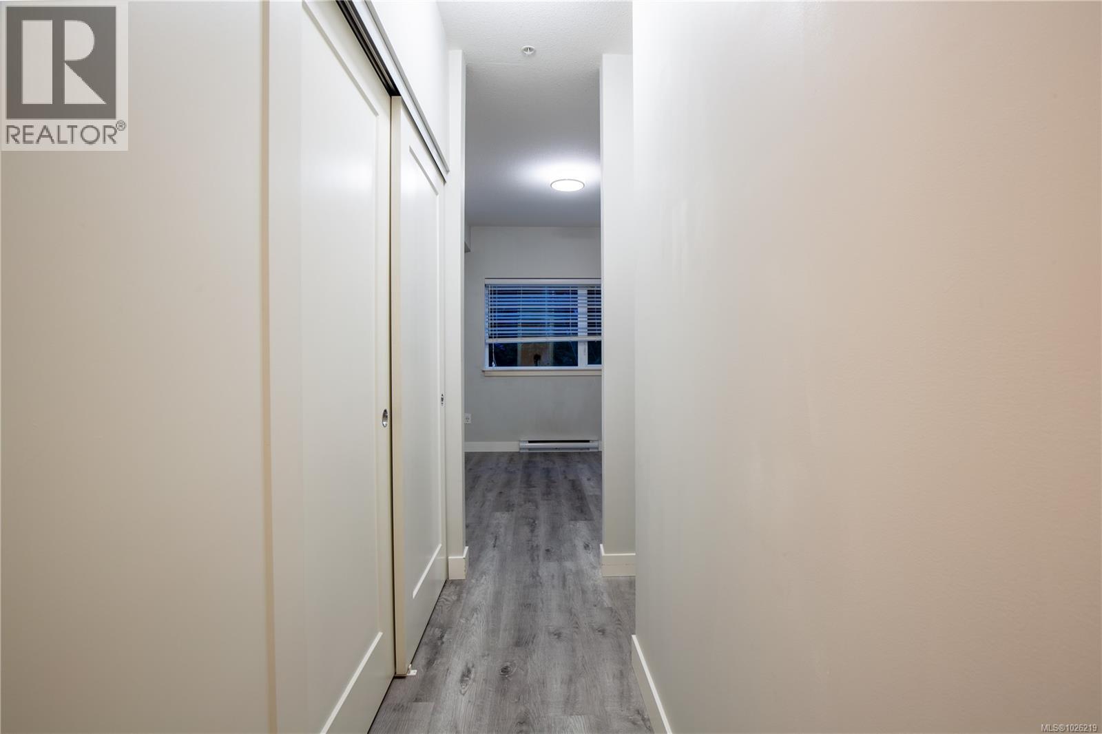 212 20 Barsby Ave, Nanaimo, British Columbia  V9R 0K4 - Photo 6 - 1026219