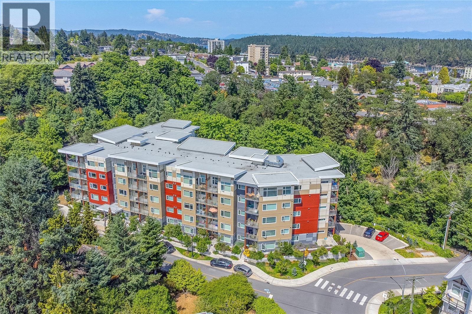 212 20 Barsby Ave, Nanaimo, British Columbia  V9R 0K4 - Photo 3 - 1026219