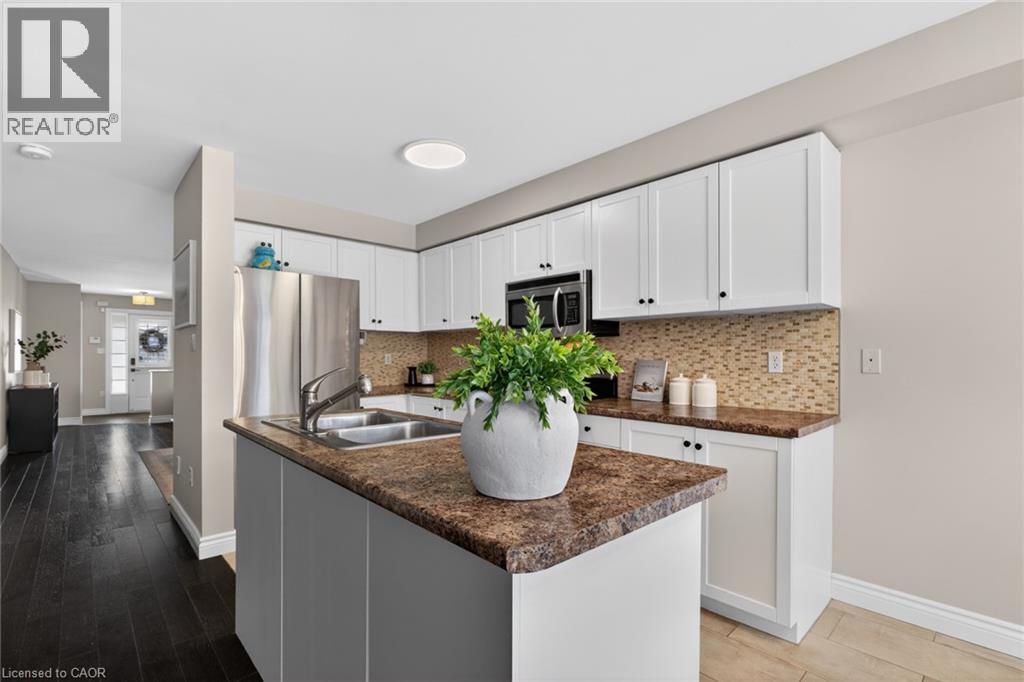 2286 Seton Crescent, Burlington, Ontario  L7L 6Y4 - Photo 9 - 40805857