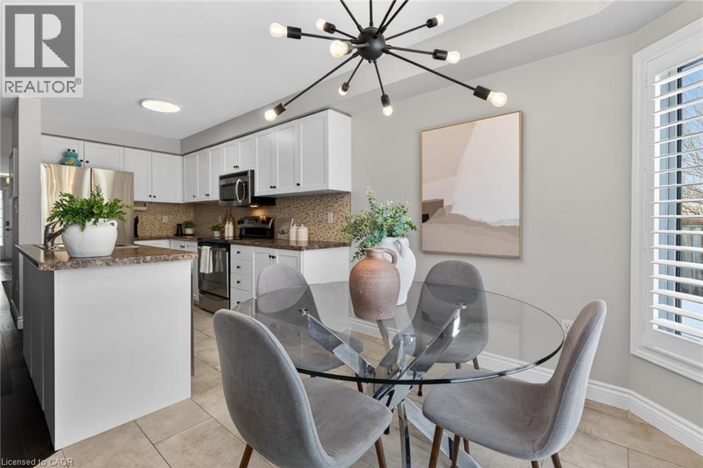 2286 Seton Crescent, Burlington, Ontario  L7L 6Y4 - Photo 12 - 40805857