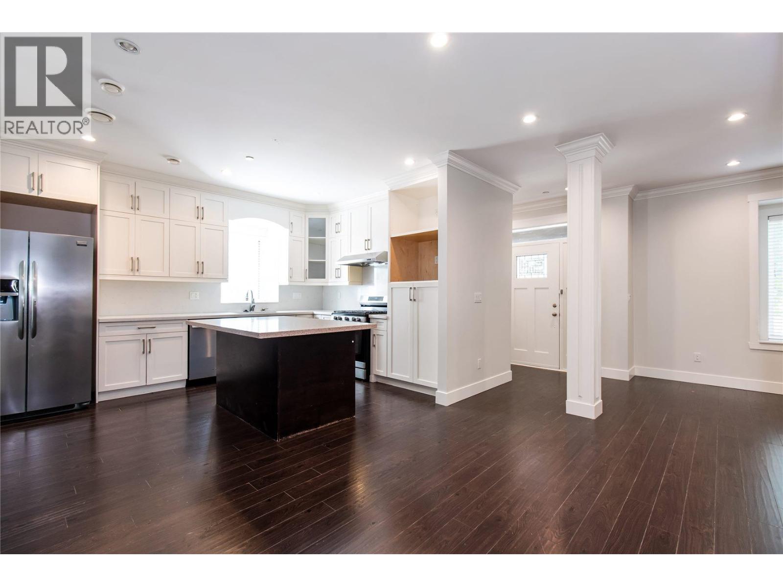 627 Thirteenth Street, New Westminster, British Columbia  V3M 4M3 - Photo 5 - R3090027