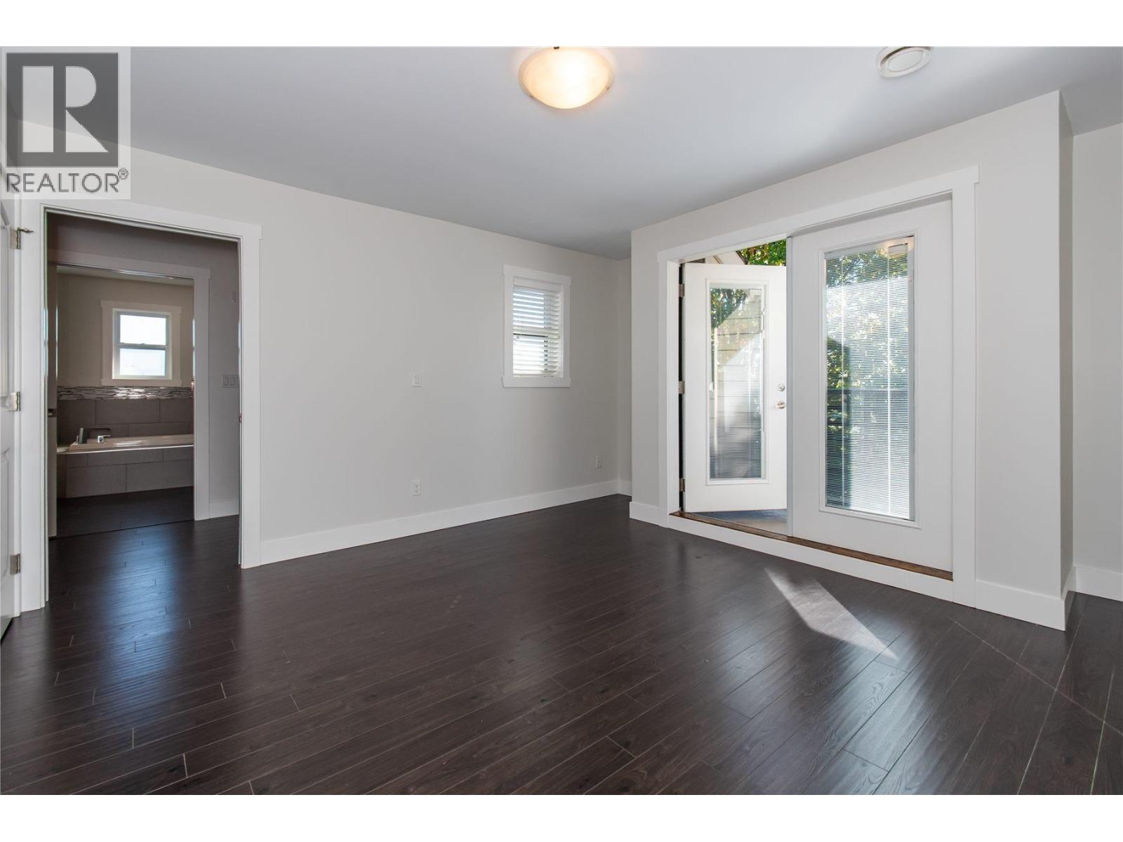 627 Thirteenth Street, New Westminster, British Columbia  V3M 4M3 - Photo 14 - R3090027