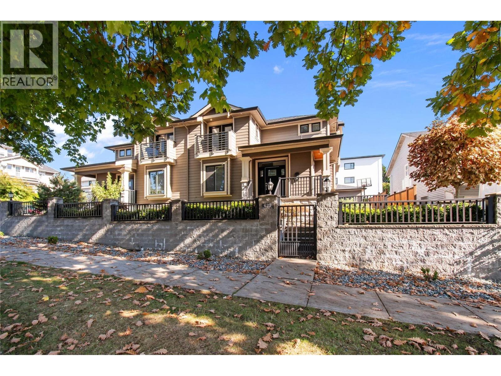 627 THIRTEENTH STREET, New Westminster, British Columbia