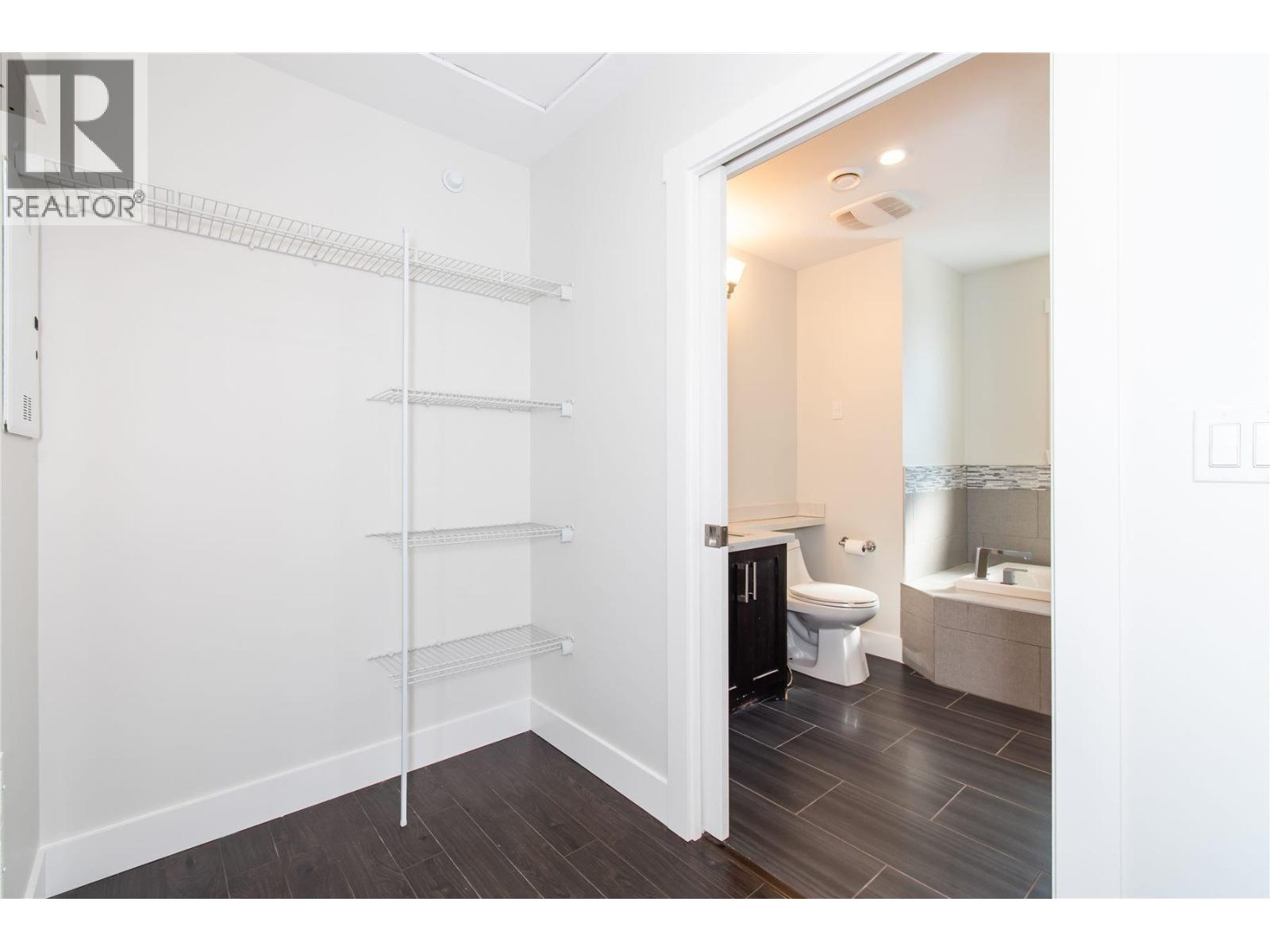 627 Thirteenth Street, New Westminster, British Columbia  V3M 4M3 - Photo 15 - R3090027