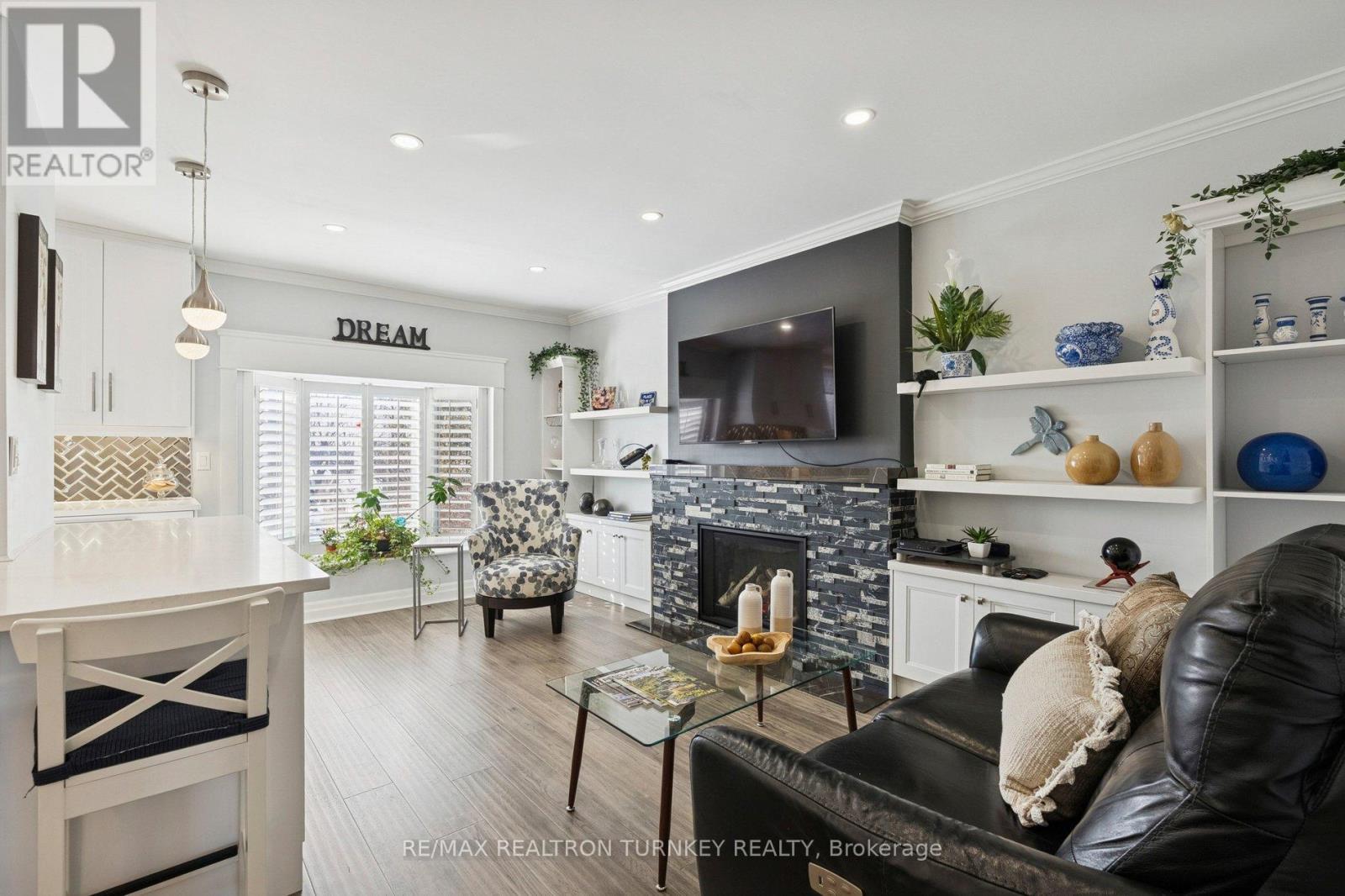 58 Howlett Avenue, Newmarket, Ontario  L3Y 5S5 - Photo 15 - N12798634