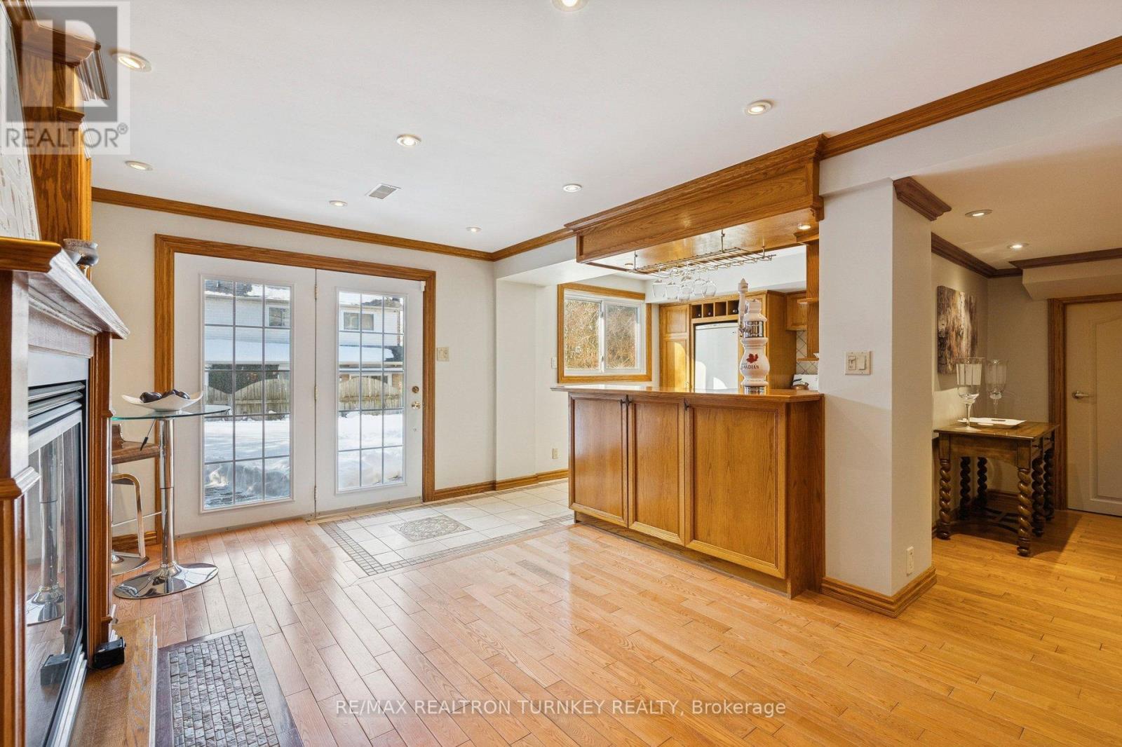 58 Howlett Avenue, Newmarket, Ontario  L3Y 5S5 - Photo 32 - N12798634