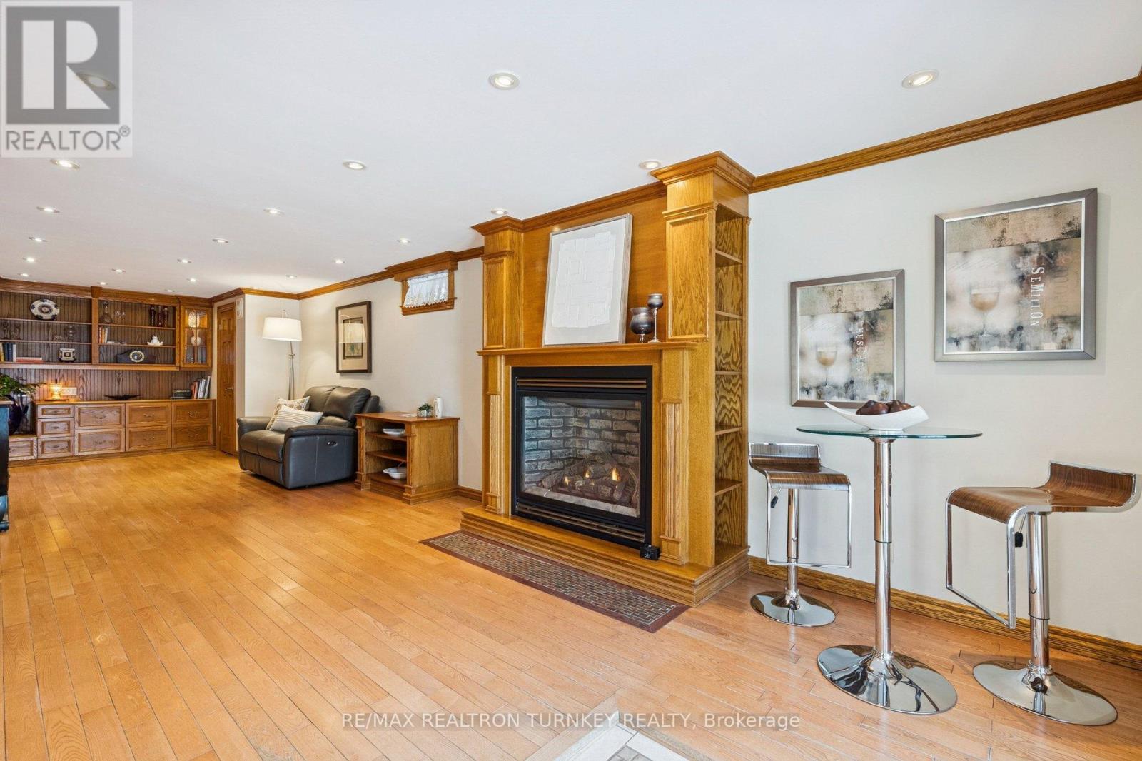 58 Howlett Avenue, Newmarket, Ontario  L3Y 5S5 - Photo 34 - N12798634