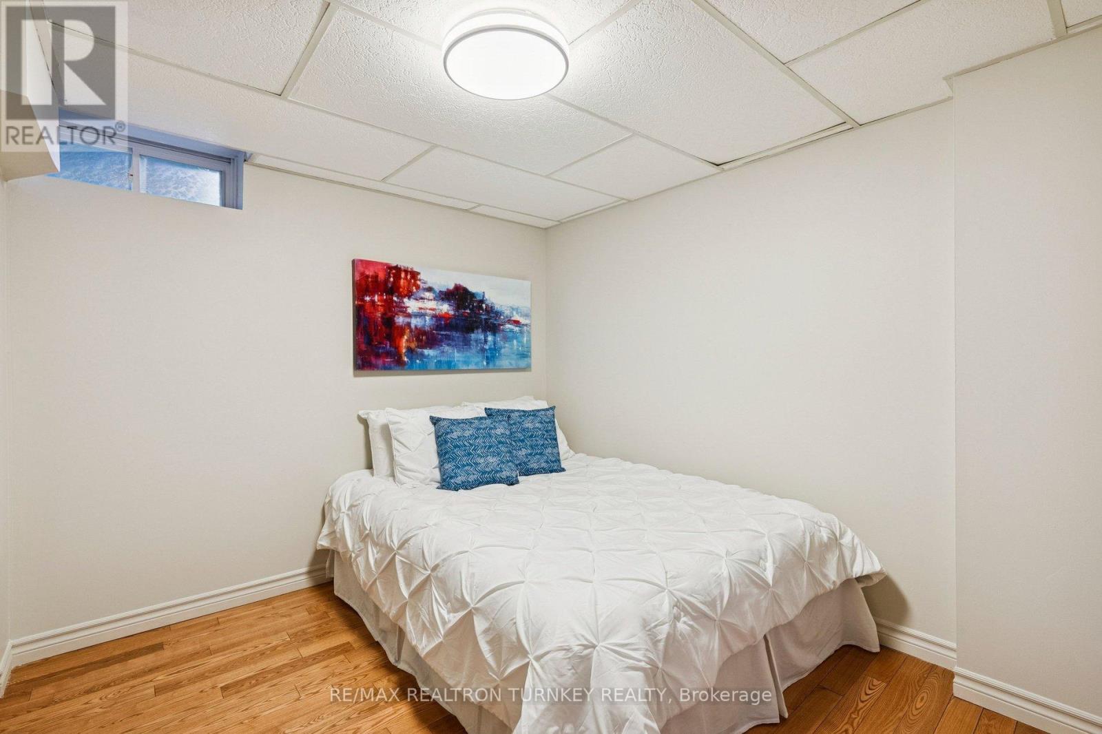 58 Howlett Avenue, Newmarket, Ontario  L3Y 5S5 - Photo 40 - N12798634