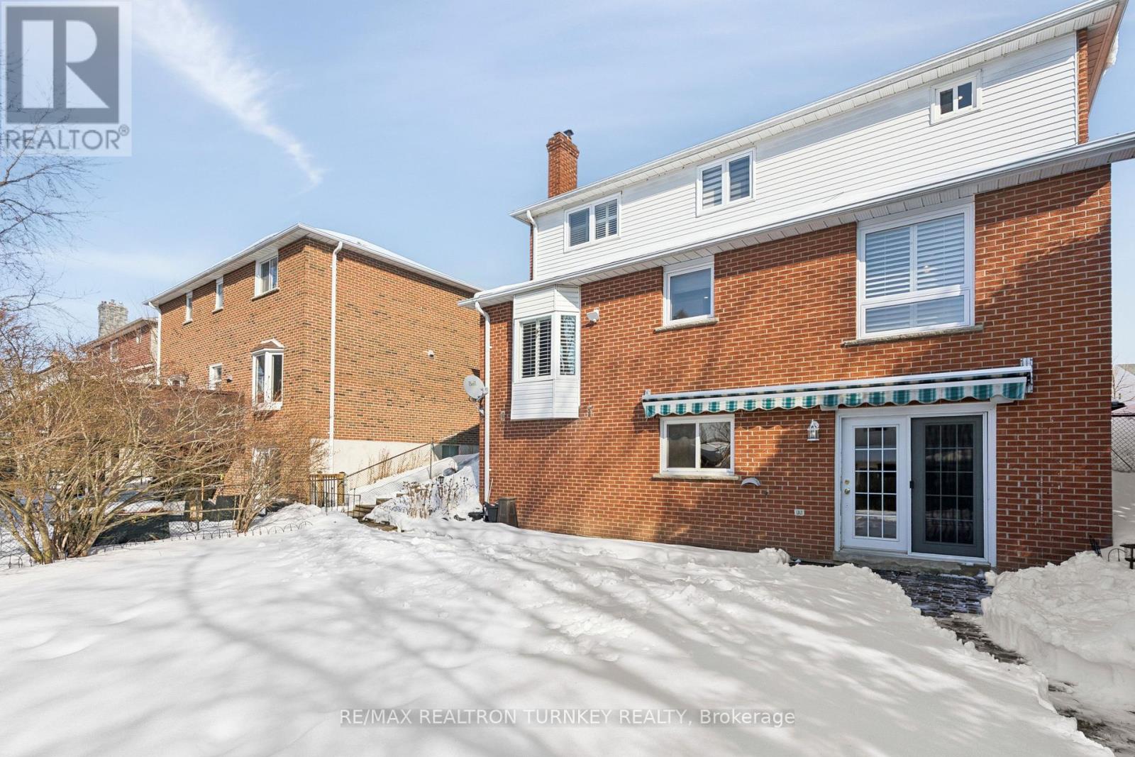 58 Howlett Avenue, Newmarket, Ontario  L3Y 5S5 - Photo 48 - N12798634