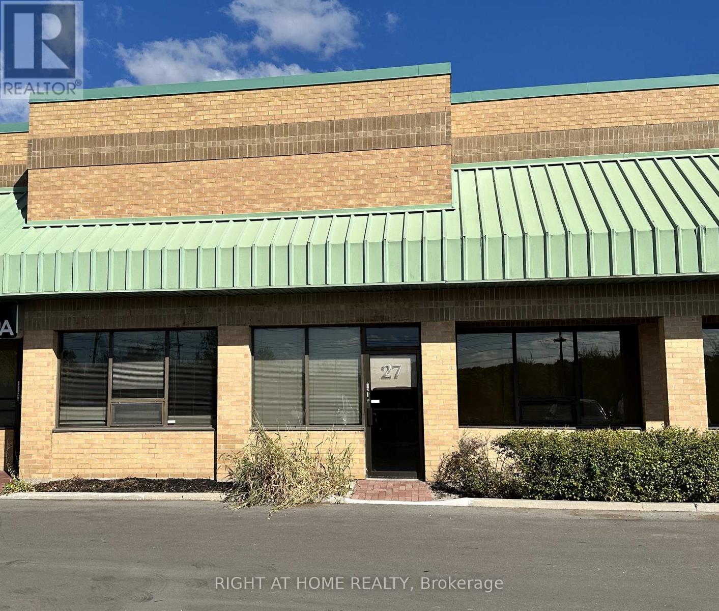 27 - 17075 LESLIE STREET, Newmarket, Ontario