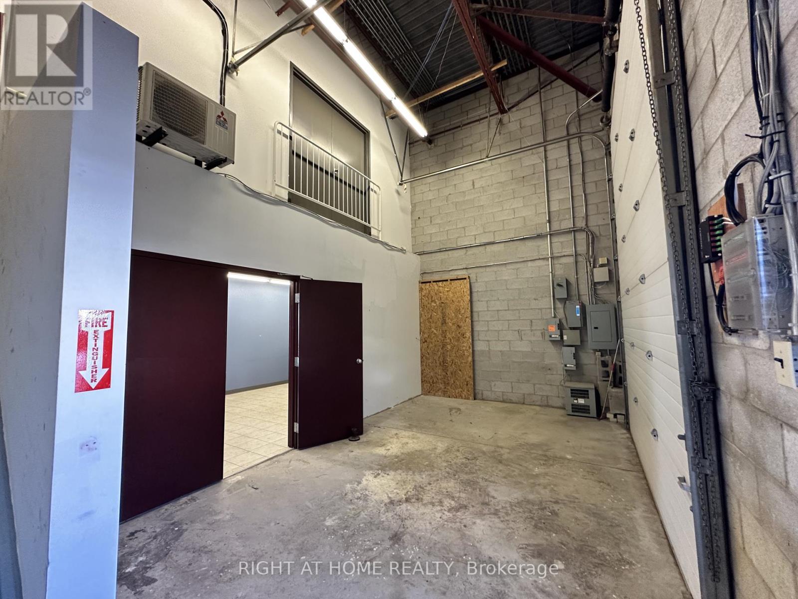 27 - 17075 Leslie Street, Newmarket, Ontario  L3Y 8E1 - Photo 6 - N12798662