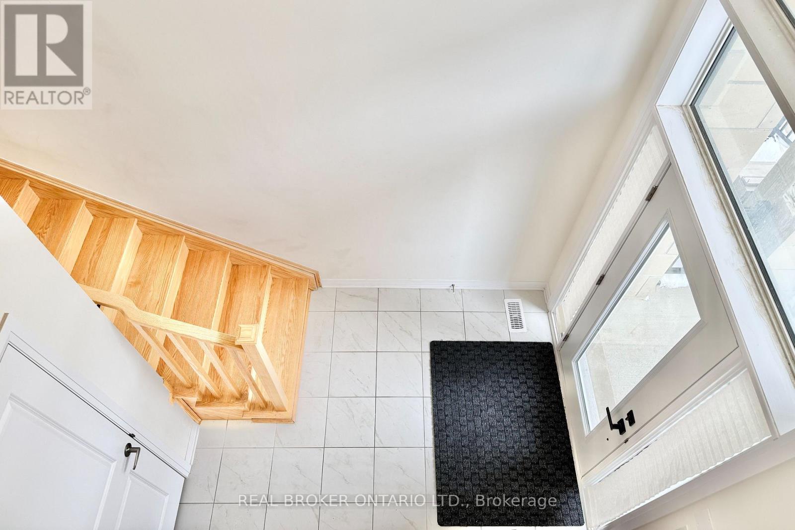 16 Tay Lane, Richmond Hill, Ontario  L4S 1N7 - Photo 11 - N12798780