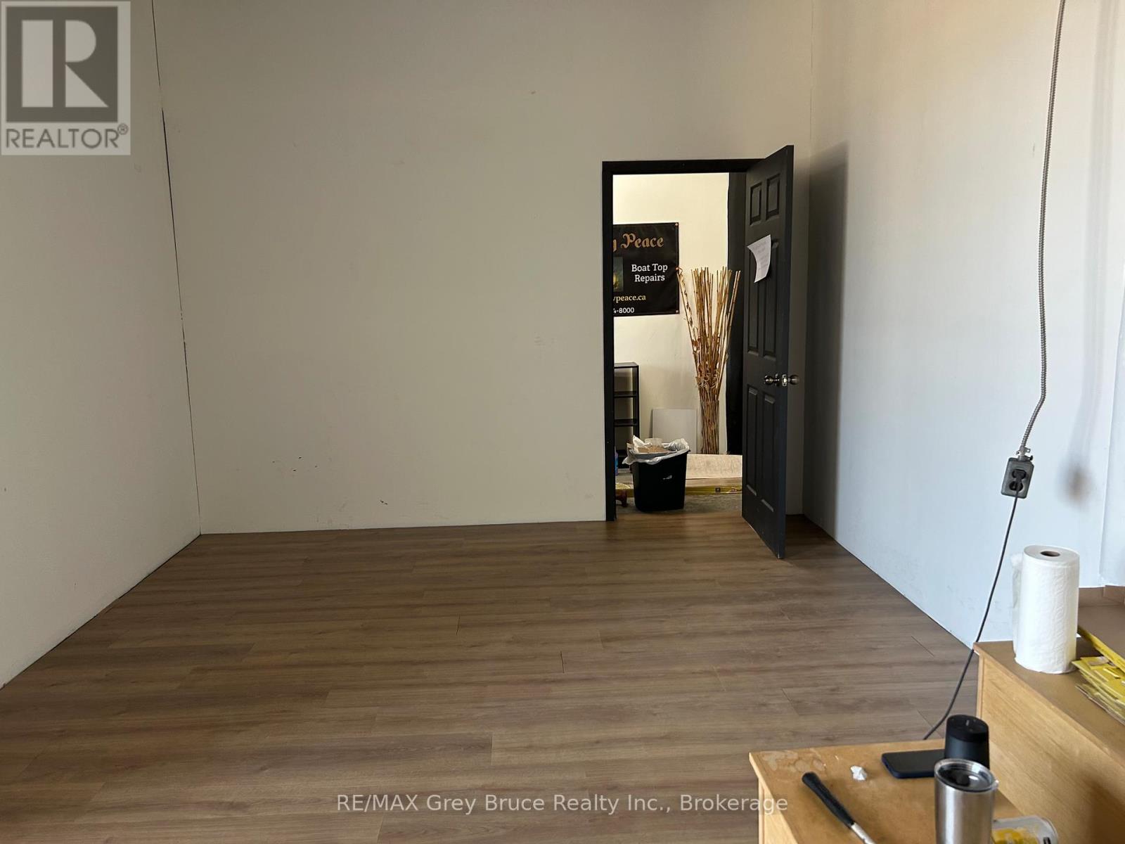 304 - 1198 2nd Avenue, Owen Sound, Ontario  N4K 1V6 - Photo 1 - X12681938