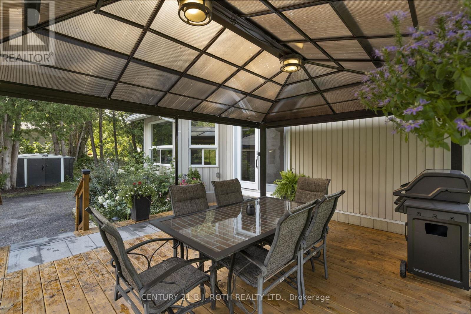 8109 93 Highway, Tiny (Wyebridge), Ontario  L0K 2E0 - Photo 30 - S12798570