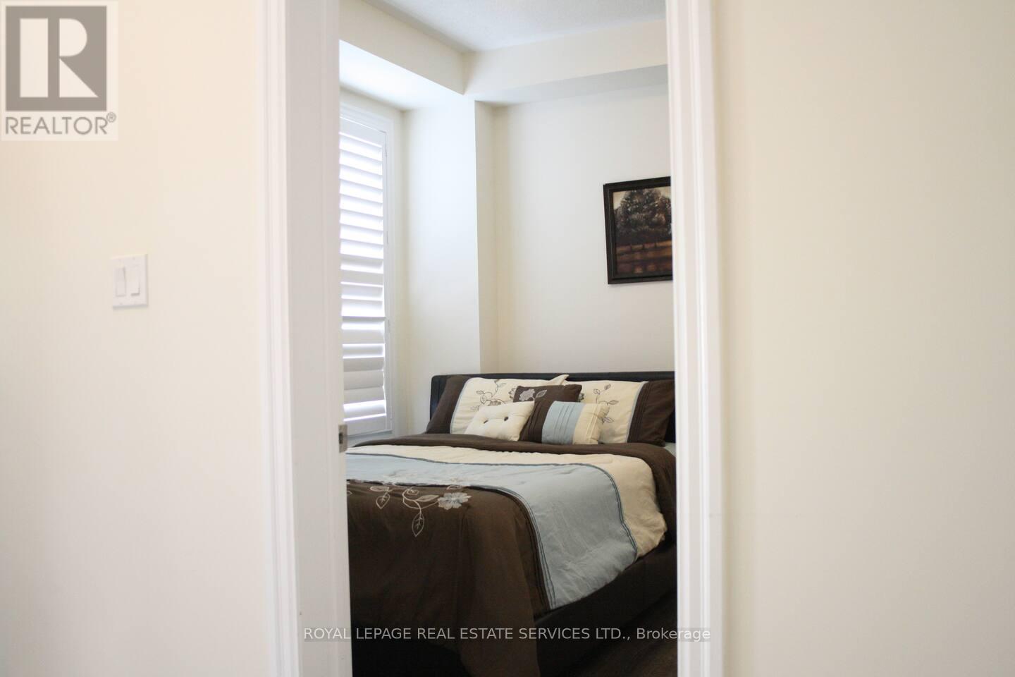 Main Floor - 3326 Carding Mill (M Flr) Trail, Oakville, Ontario  L6M 1R7 - Photo 8 - W12798604