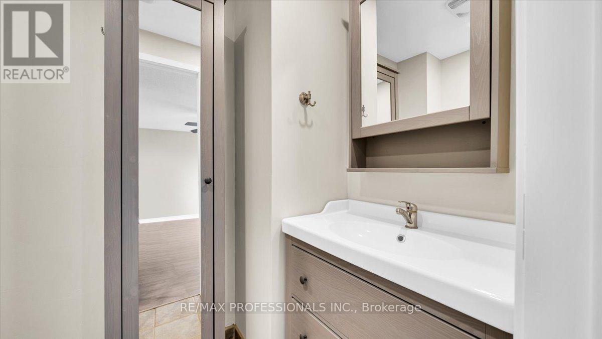 14 - 1755 Rathburn Road E, Mississauga, Ontario L4W 2M8 - Photo 28 - W12798608