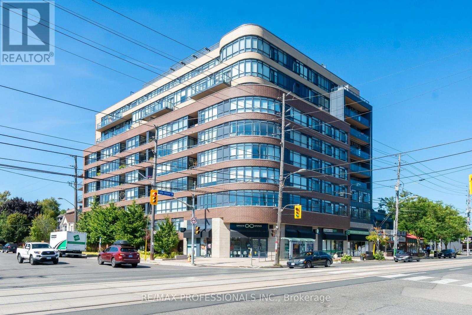 811 - 11 SUPERIOR AVENUE, Toronto, Ontario
